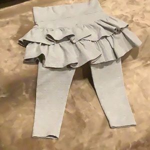 Slack with double ruffle overlays